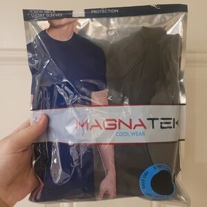 MagnaTek Cool Wear Black Crew Neck T-Shirt